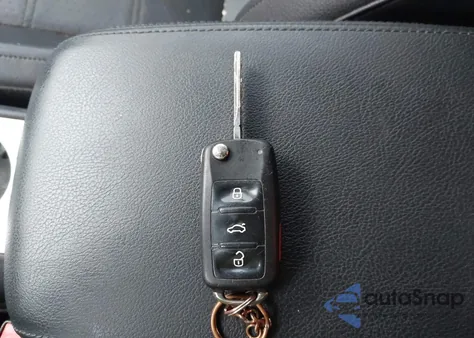 2013 Volkswagen Passat 2.5L Se from USA, damaged, VIN 1VWBP7A30DC090709